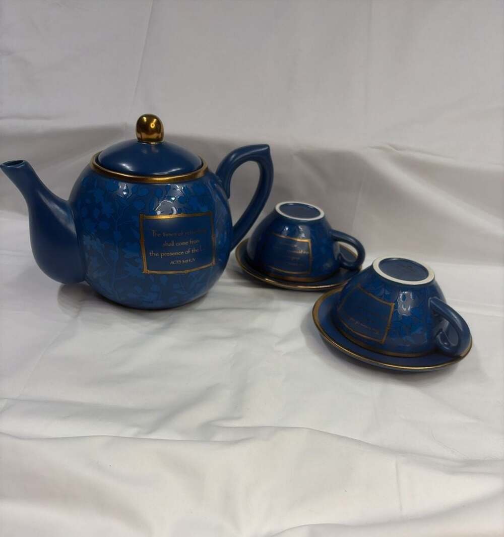 DaySpring Coastal Blue Floral Teapot and 2 Cup Set with Acts 3:19 Scripture